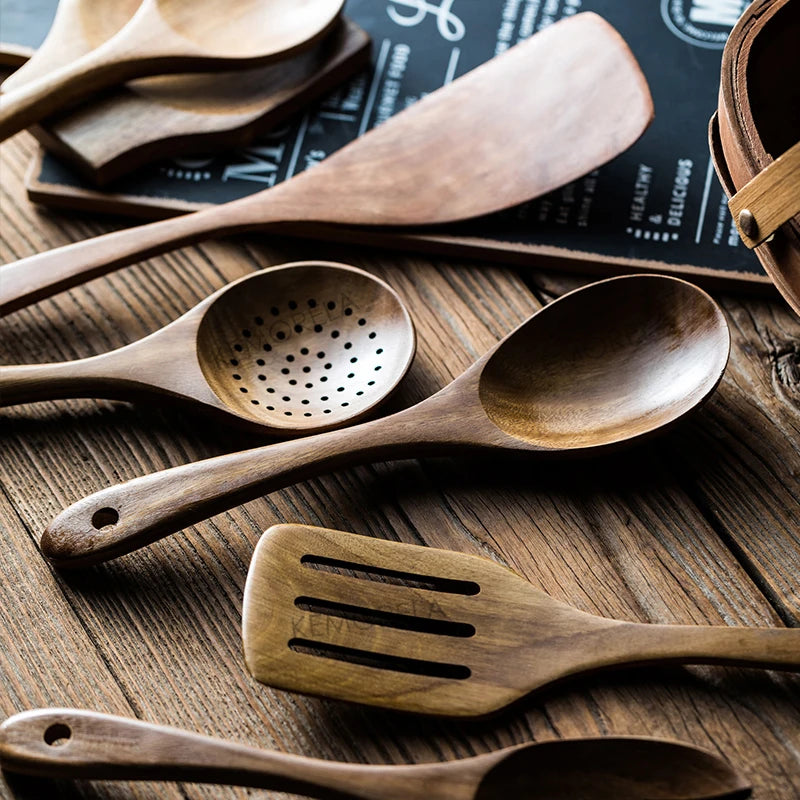 Ensemble d'ustensiles de cuisine en teck – 8 pièces