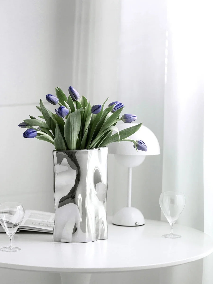 Vase made of stainless steel Zayra