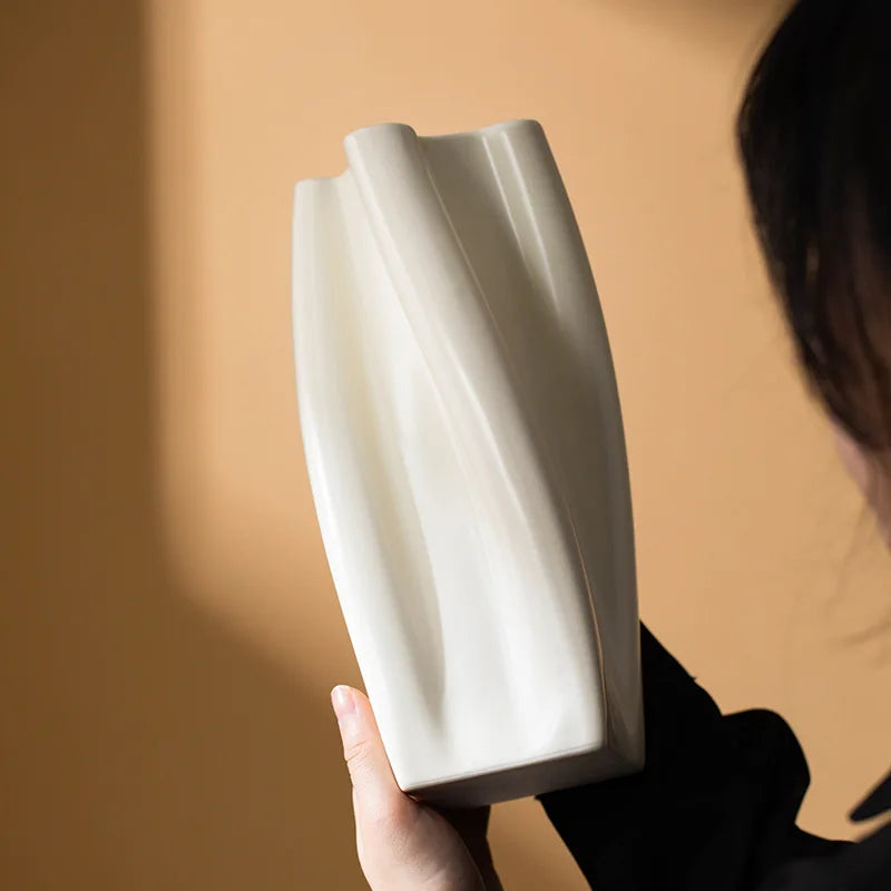 Ceramic vase Spiralis