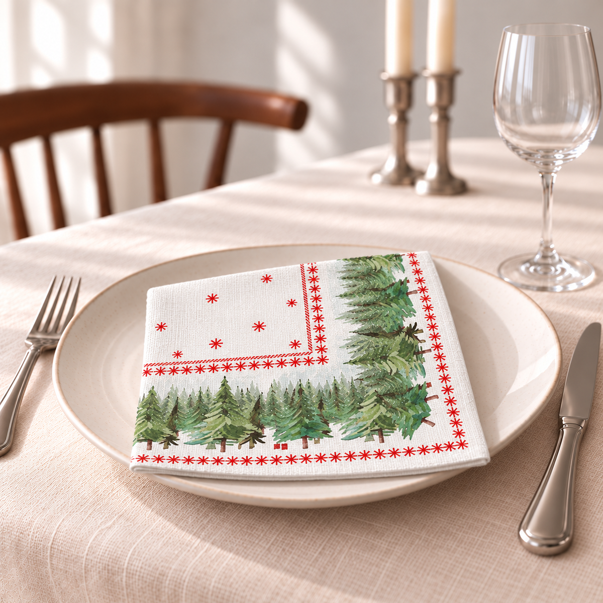 Servietten für Weihnachten aus bedrucktem Leinen – Tannen & Sterne
