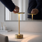 Lampe de table et de chevet sans fil Aura