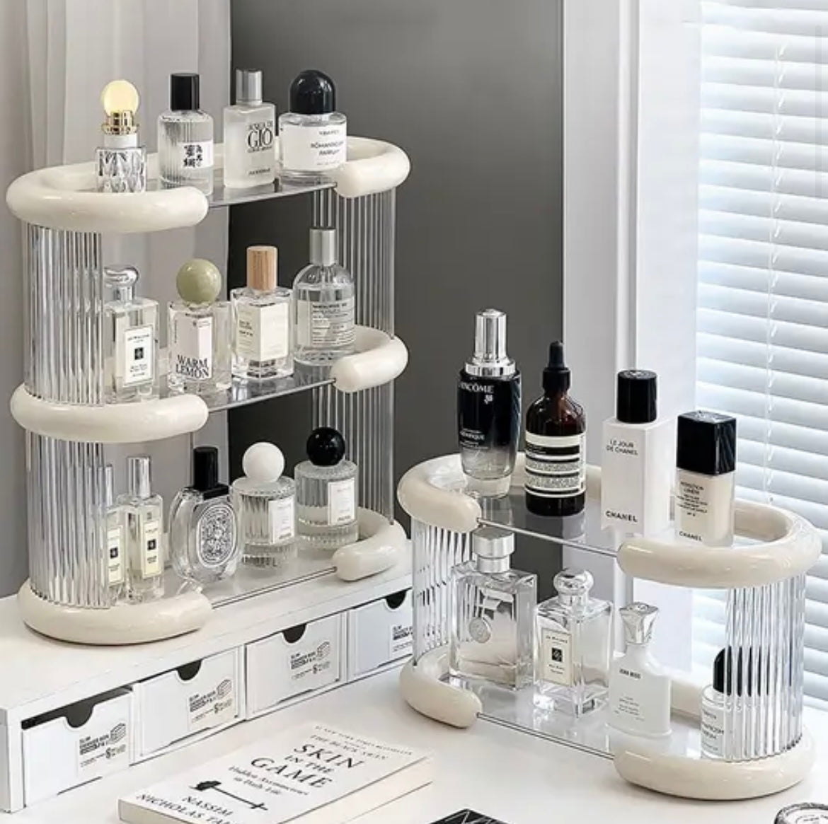 Cosmetic organizer in Nordic style