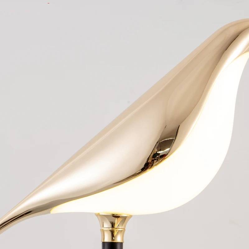 Nordische Eleganz Tischlampe Alara