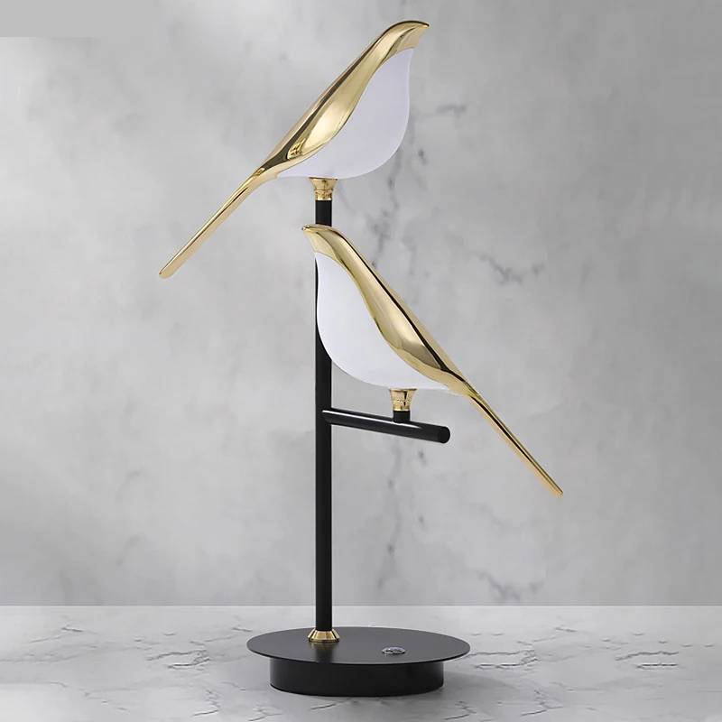 Nordische Eleganz Tischlampe Alara