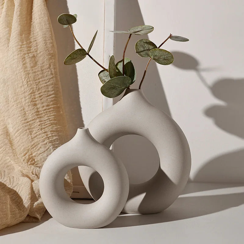 Decorative ceramic vase donut