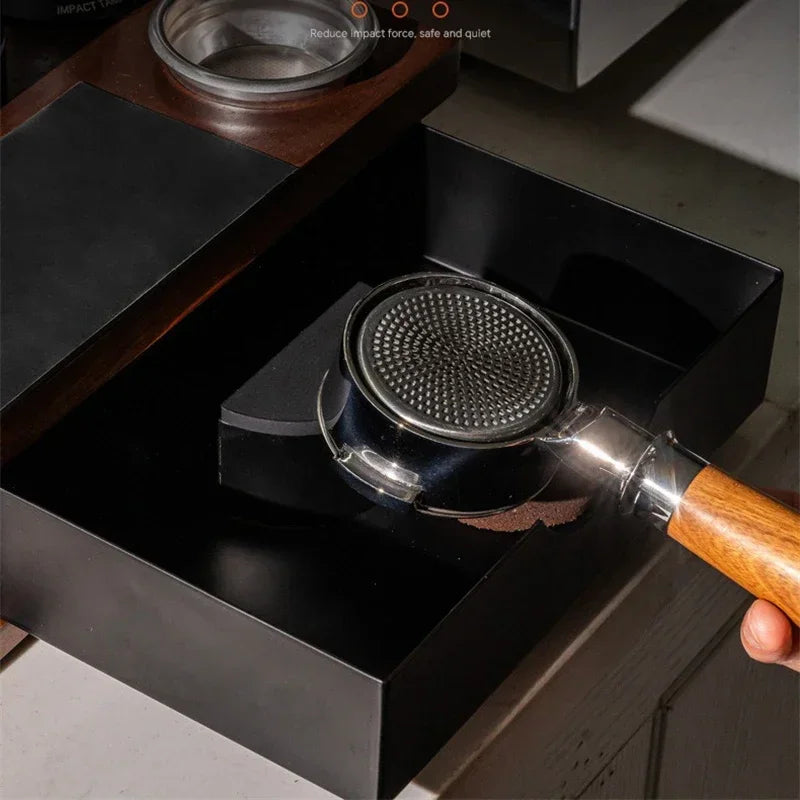 Espresso Tamper Station aus Holz – 51–58mm