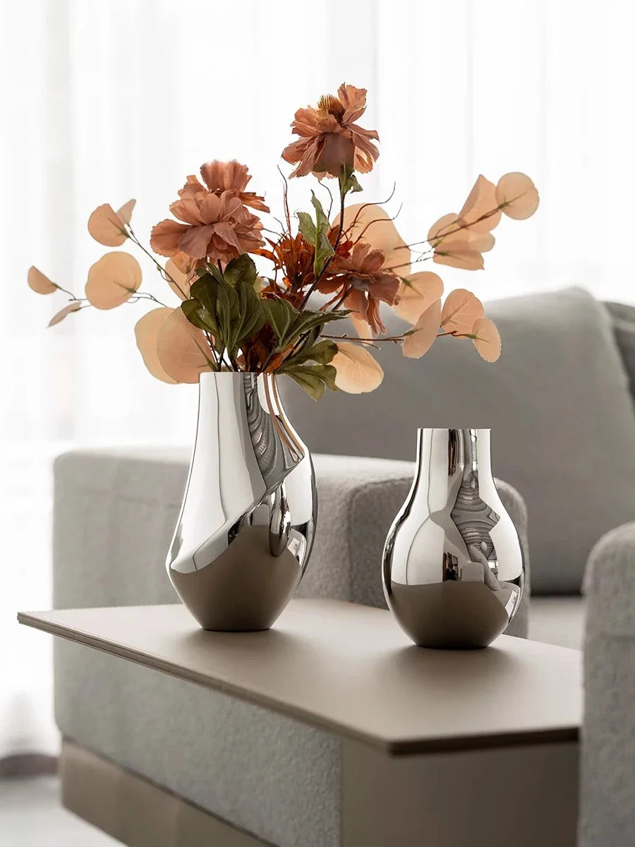 Design Vase aus Edelstahl Arla