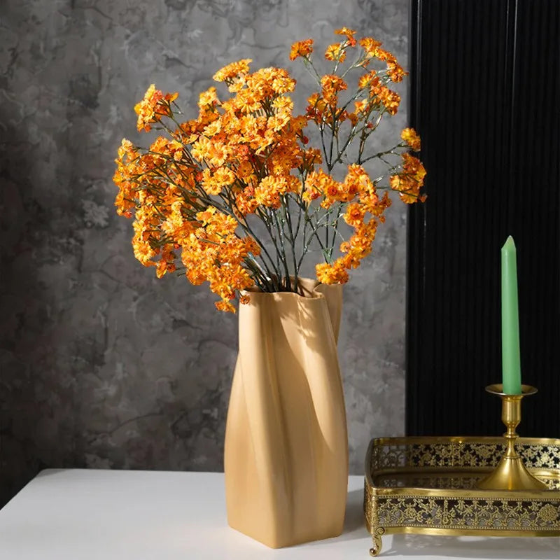 Minimalist Decorative Ceramic Vase Spirallis