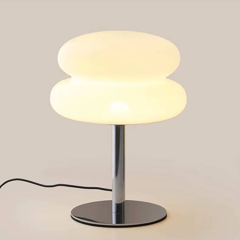 Bauhaus Glaskuppel Tischlampe Cloud