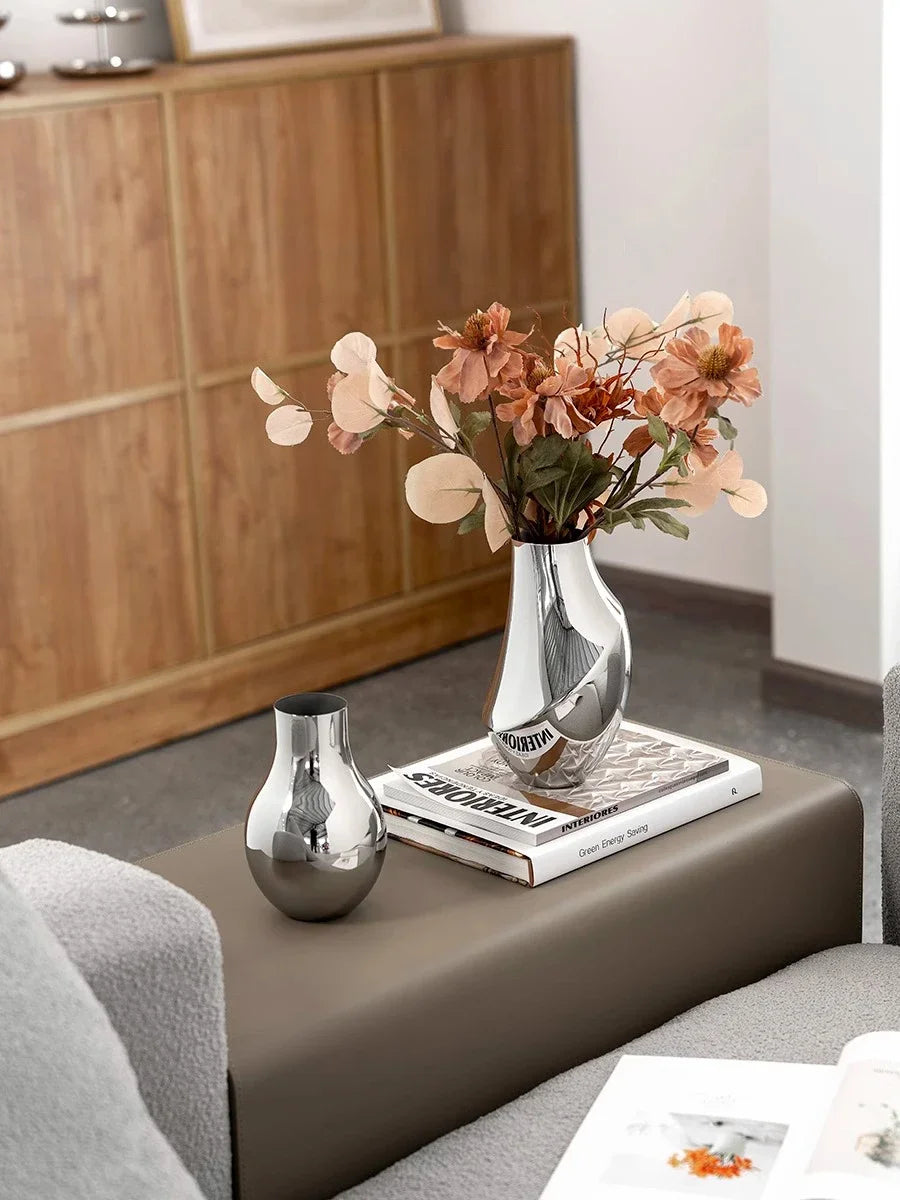 Design Vase aus Edelstahl Arla