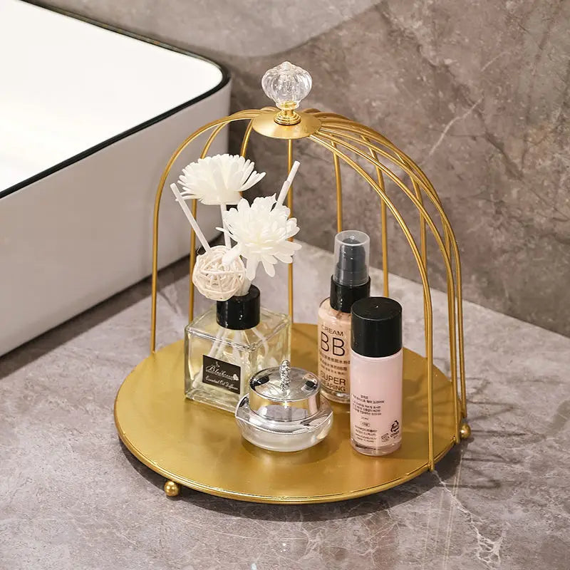 Organisatur per cosmetica e parfums en stil nordic