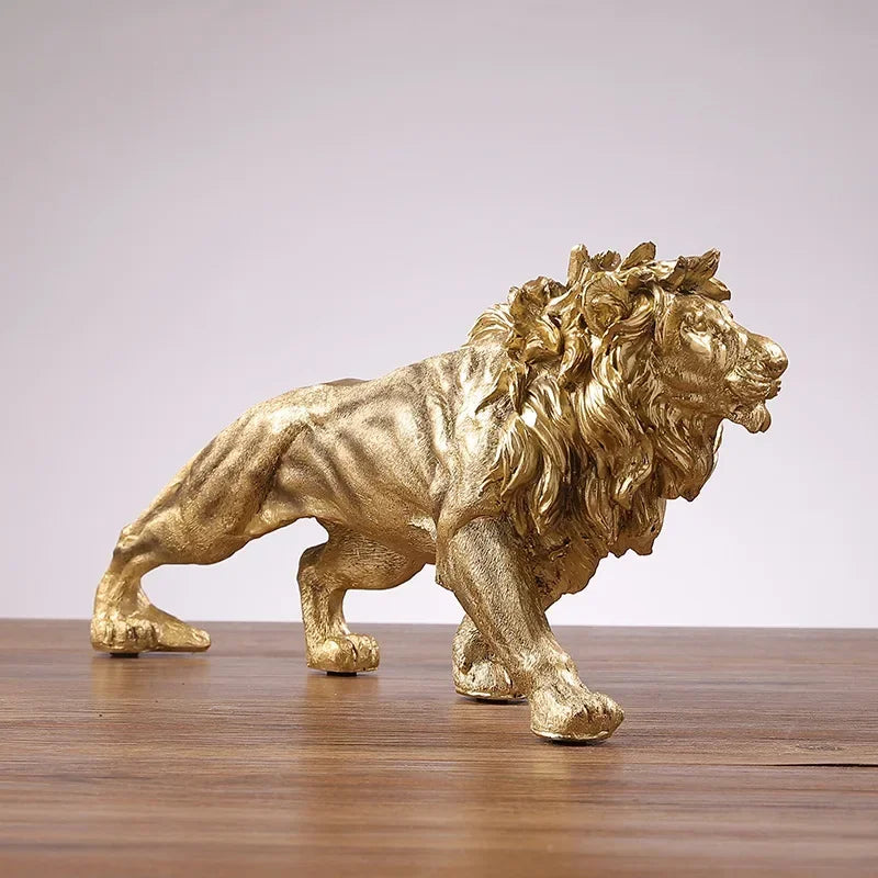 Scultura del leone dorato