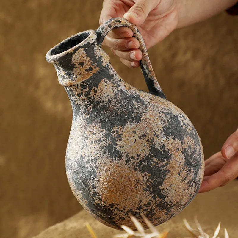 Vase en céramique Antiqua