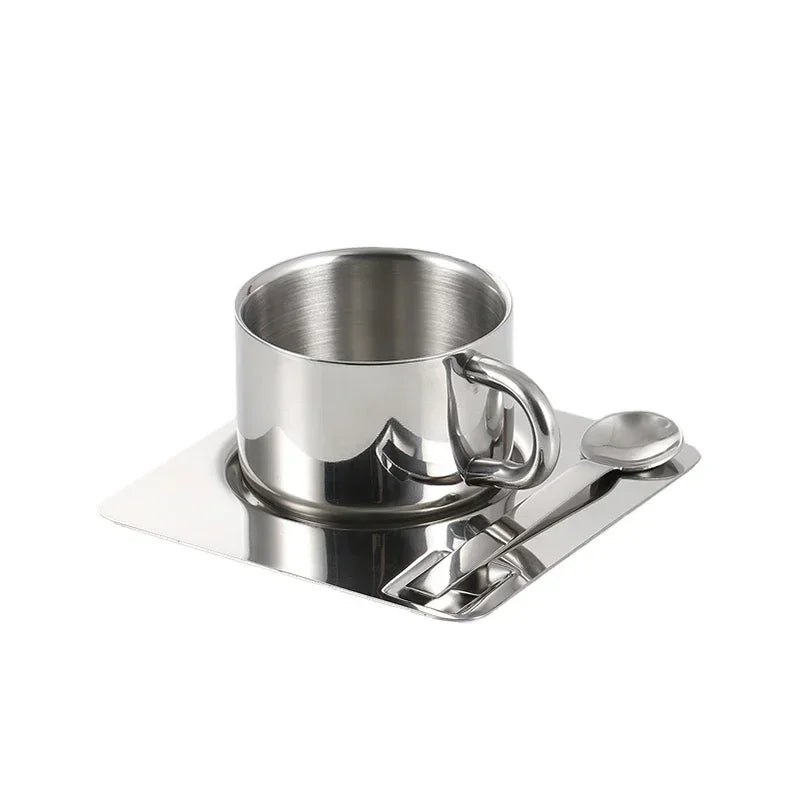 Tasse mit Unterteller und Löffel aus Edelstahl Bryn