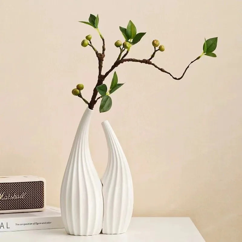 Vase en céramique abstraite double