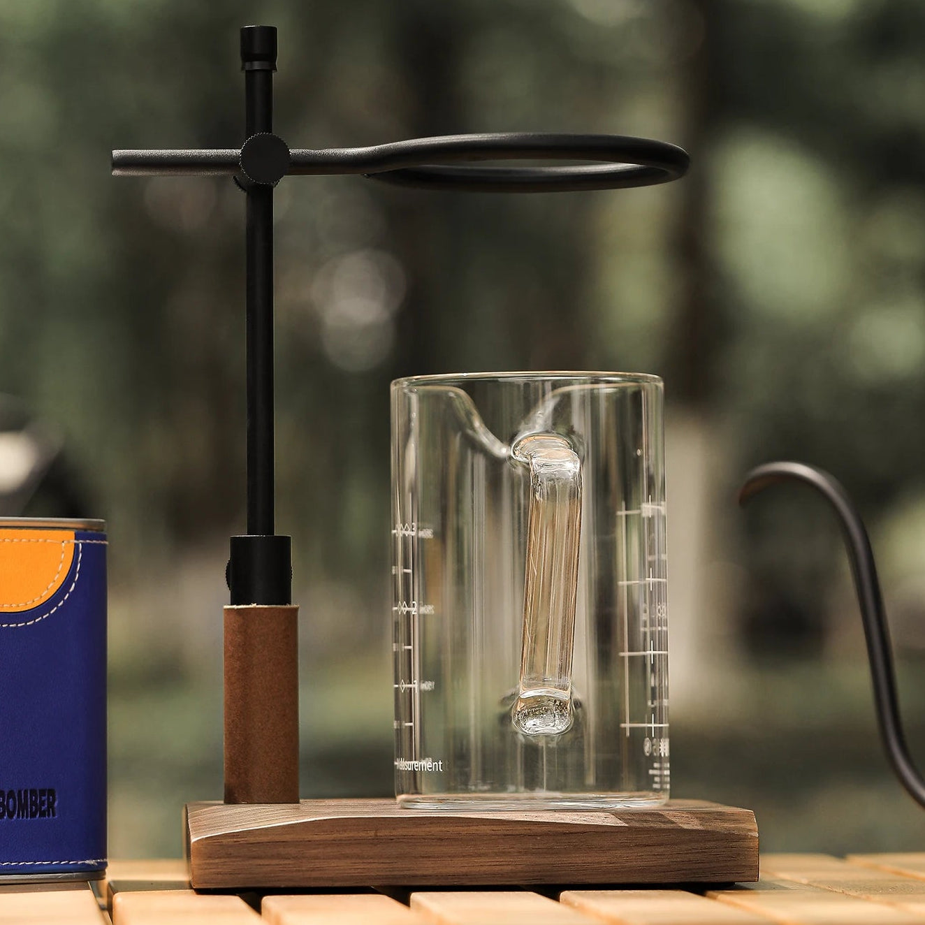 Pour Over Ständer aus Holz