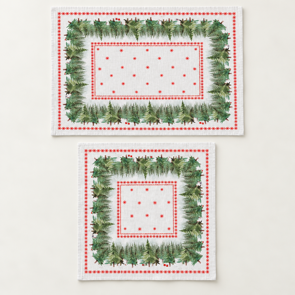 Platzsets mit Servietten für Weihnachten aus bedrucktem Leinen – Tannen & Sterne