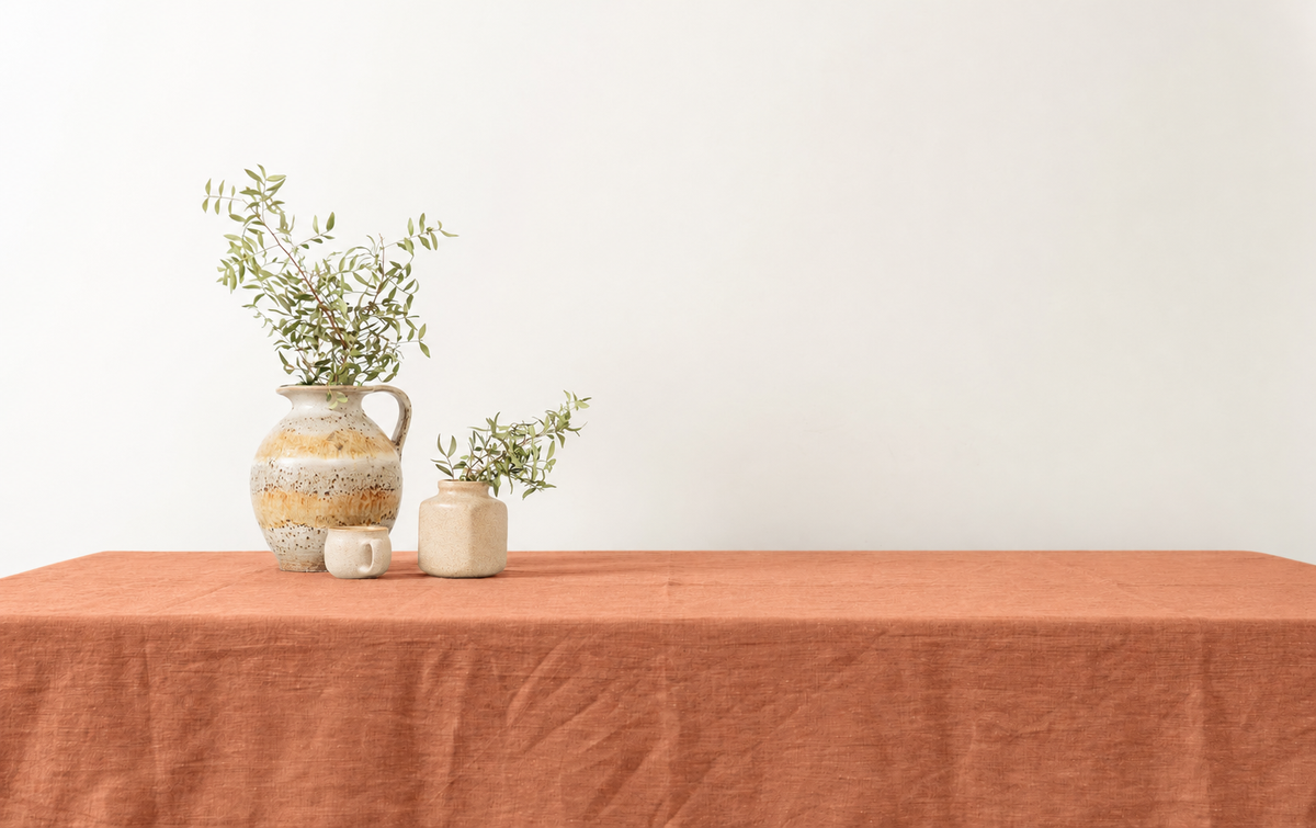 Stonewashed Leinen in Terrakotta – Stoffdetail