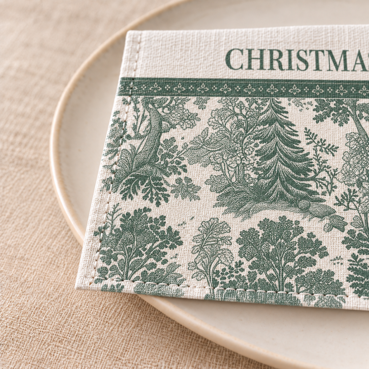 Servietten für Weihnachten aus bedrucktem Leinen – Tannenpanorama